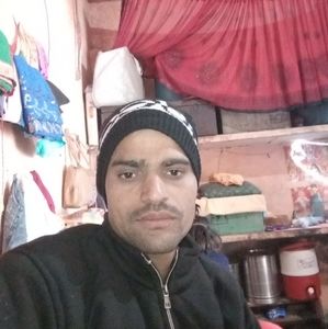 Meet your Posher, Amar